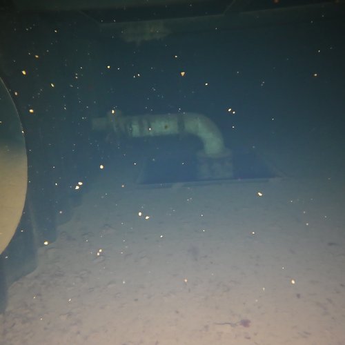 Sprinklertank-Inspektion: Stahltank, 30 Jahre – Rohrschelle Sediment Tankbefahrung Bodensicht