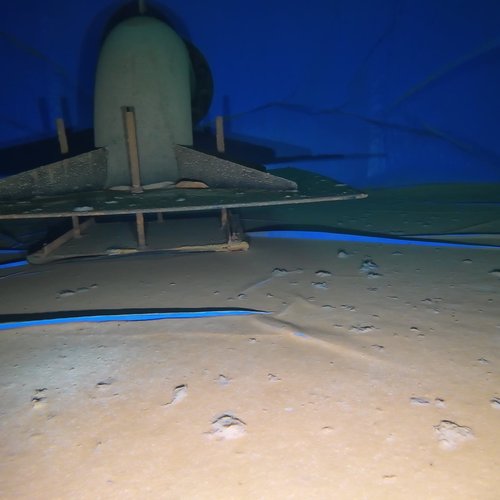 Sprinklertank-Inspektion: Stahltank, 15 Jahre – Rohrschelle Stuetze Bodensicht Sedimente